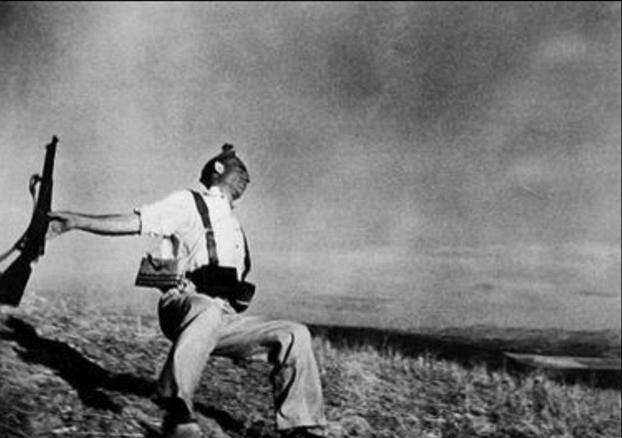 Artsgodella.com